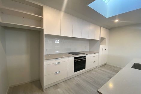 Photo of property in 11/11a Clinton Street, Fitzroy, New Plymouth, 4312