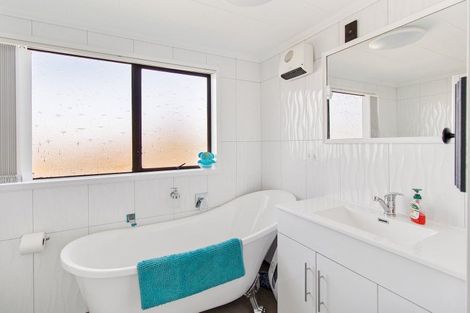 Photo of property in 28 Seadown Road, Washdyke, Timaru, 7910