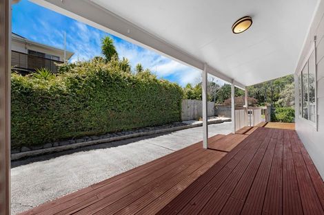Photo of property in 3 Regency Place, Sunnynook, Auckland, 0632