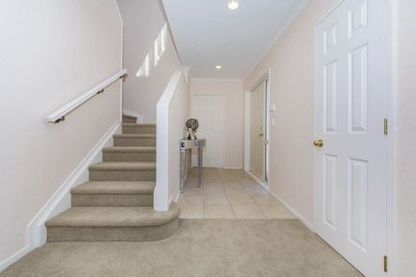 Photo of property in 54b Santa Ana Drive, Dannemora, Auckland, 2016