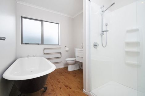 Photo of property in 16 Notre Dame Court, Pukekohe, 2120