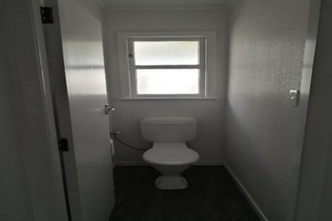 Photo of property in 7 Heretaunga Square, Silverstream, Upper Hutt, 5019