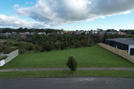 Photo of property in 65 Vaucluse Heights, Fitzherbert, Palmerston North, 4410