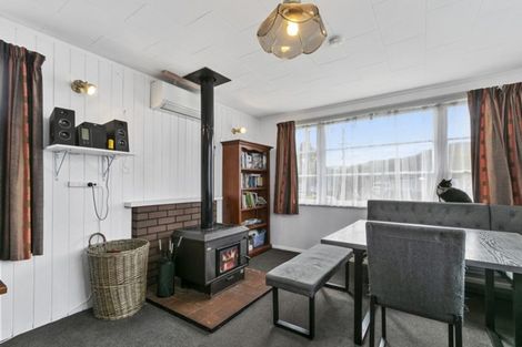 Photo of property in 83 Wellington Road, Wainuiomata, Lower Hutt, 5014