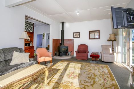 Photo of property in 2 Curtis Street, Hector, 7822