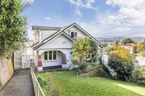 Photo of property in 21 Crawford Road, Kilbirnie, Wellington, 6022