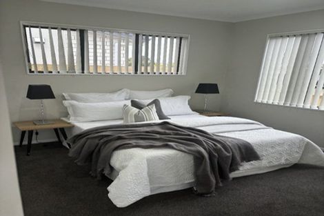 Photo of property in 69 Clevedon Road, Papakura, 2110