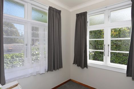 Photo of property in 35 Hardie Street, Hokowhitu, Palmerston North, 4410