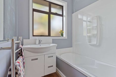 Photo of property in 15 Oxford Street, Balclutha, 9230