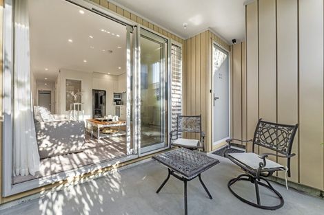 Photo of property in 11/2 Warrant Officer Lane, Hobsonville, Auckland, 0616