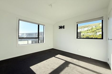Photo of property in 32 Astelia Way, Woodridge, Wellington, 6037