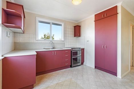 Photo of property in 15 Marama Crescent, Spotswood, New Plymouth, 4310