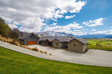 Photo of property in 555 Mount Barker Road, Wanaka, 9382