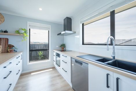 Photo of property in 15 Coppermine Crescent, Brightwater, 7022