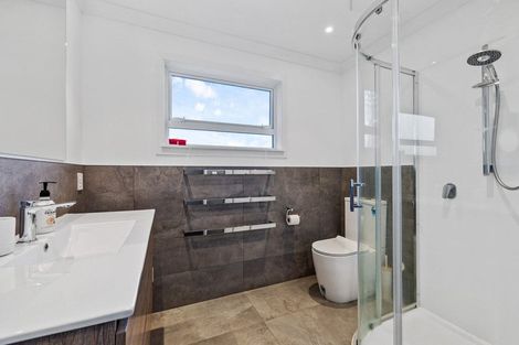 Photo of property in 7 Sovereign Court, West End, Palmerston North, 4410