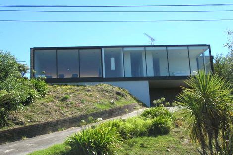 Photo of property in 11 Wilding Avenue, Northcote Point, Auckland, 0627