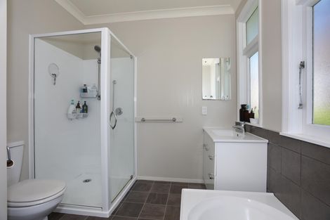 Photo of property in 35 Hardie Street, Hokowhitu, Palmerston North, 4410