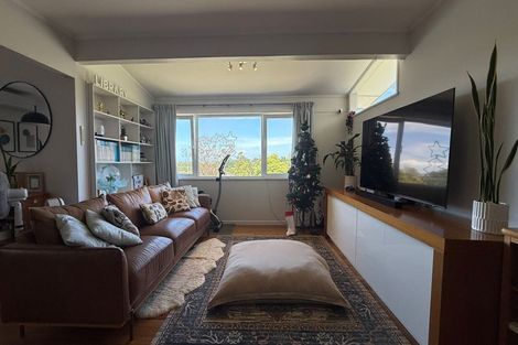 Photo of property in 108 Mountbatten Avenue, Hillcrest, Auckland, 0627