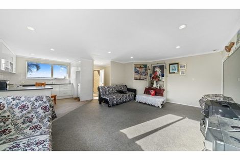 Photo of property in 26 Piriti Place, Weymouth, Auckland, 2103