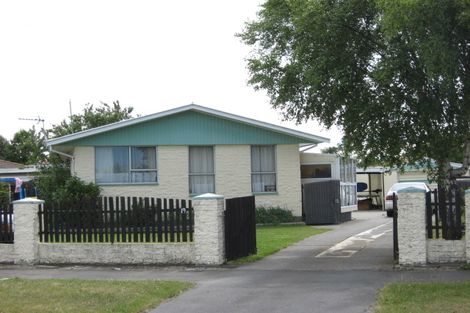 Photo of property in 19 Cob Crescent, Woolston, Christchurch, 8062