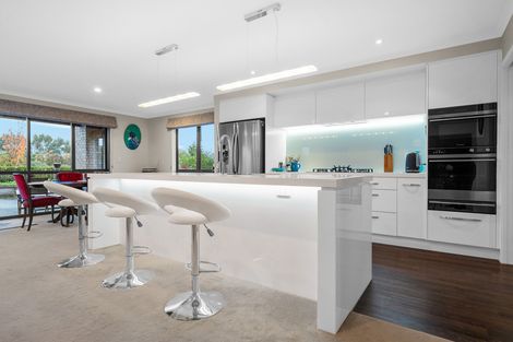 Photo of property in 24 Carrington Drive, Carterton, 5713