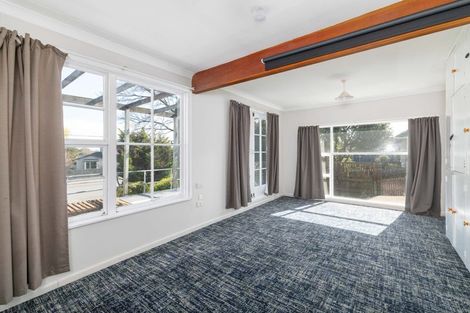 Photo of property in 45 Cuffs Road, Wainoni, Christchurch, 8061