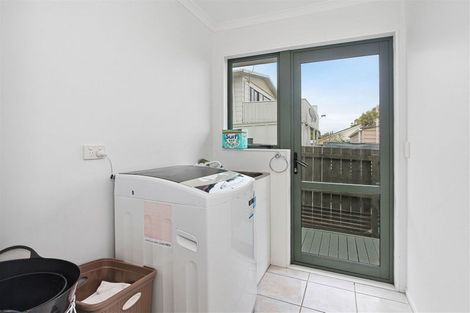 Photo of property in 7 Crispe Road, Clarks Beach, 2122