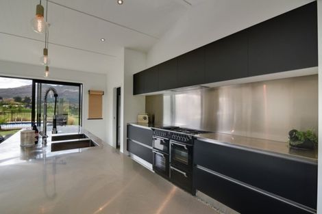 Photo of property in 36 Domain Road, Speargrass Flat, Queenstown, 9371