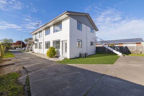 Photo of property in 4/52 North Avon Road, Richmond, Christchurch, 8013