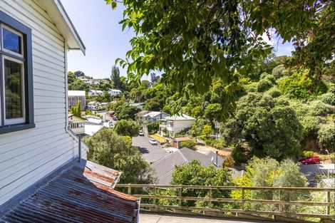 Photo of property in 12a Smale Terrace, Hospital Hill, Napier, 4110