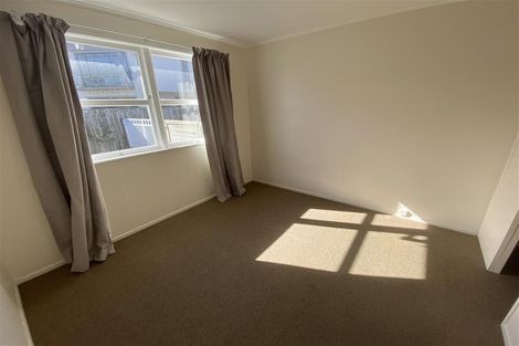 Photo of property in 2/411 Mount Albert Road, Mount Roskill, Auckland, 1041