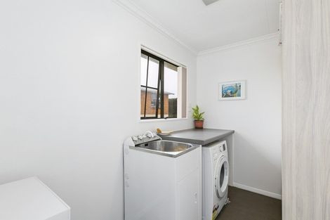 Photo of property in 2 Beverley Place, Waverley, Dunedin, 9013
