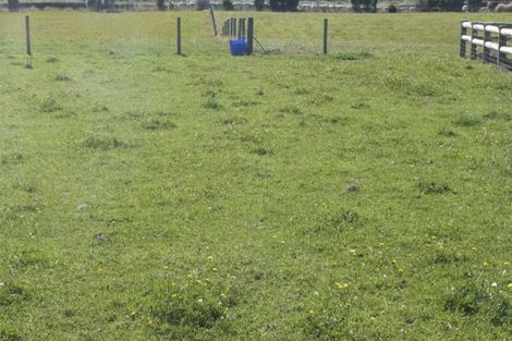 Photo of property in 66 Wilcox Road, Seaward Bush, Invercargill, 9871