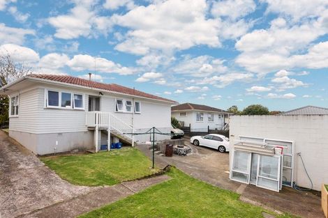 Photo of property in 13 Minton Place, Manurewa, Auckland, 2102