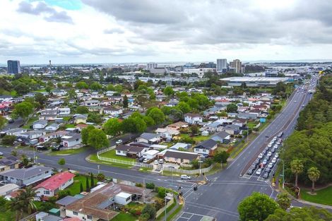 Photo of property in 3 Sandrine Avenue, Clover Park, Auckland, 2019