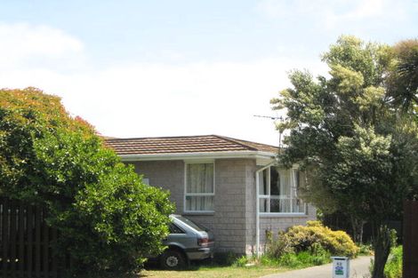 Photo of property in 62 Saint Heliers Crescent, Aranui, Christchurch, 8061