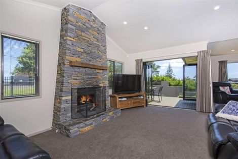 Photo of property in 149 Point View Drive, East Tamaki Heights, Auckland, 2016