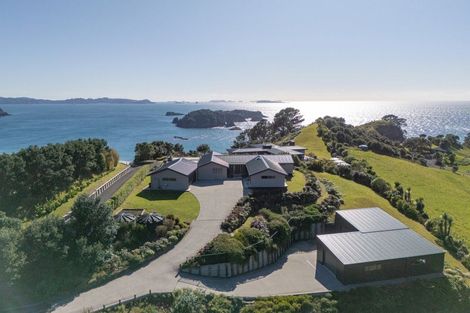 Photo of property in 97 Orchard Road, Hahei, Whitianga, 3591