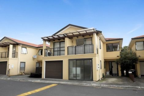 Photo of property in 18/8 Margan Avenue, New Lynn, Auckland, 0600