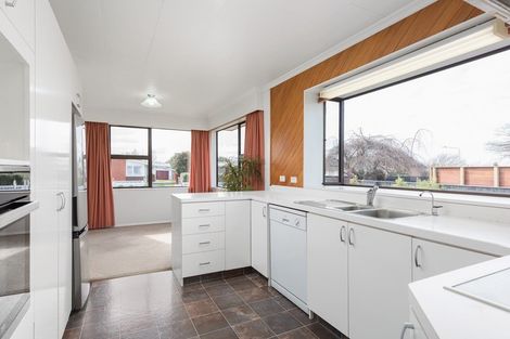 Photo of property in 4 Newbourne Crescent, Redwoodtown, Blenheim, 7201