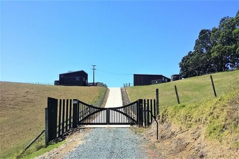 Photo of property in 100 Omaha Block Access Road, Leigh, 0985