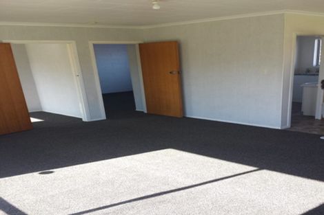 Photo of property in 30a Simons Street, Moturoa, New Plymouth, 4310