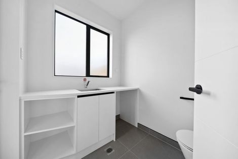 Photo of property in 7/17 Sunnyfield Crescent, Glenfield, Auckland, 0629