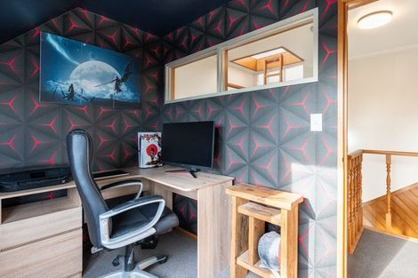 Photo of property in 12 Chokebore Place, Sockburn, Christchurch, 8042