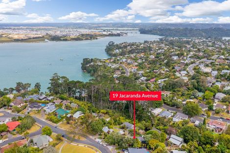 Photo of property in 19 Jacaranda Avenue, Beach Haven, Auckland, 0626