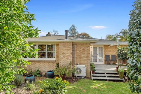 Photo of property in 79 Aurora Terrace, Hillcrest, Hamilton, 3216