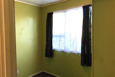 Photo of property in 15 Balwyn Place, Clendon Park, Auckland, 2103