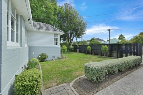Photo of property in 3 Bateman Avenue, Bryndwr, Christchurch, 8053
