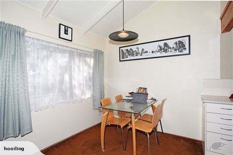 Photo of property in 6 Gloaming Place, Conifer Grove, Takanini, 2112