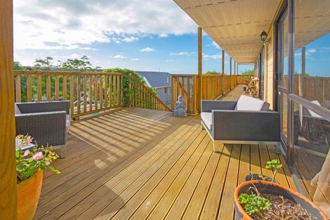 Photo of property in 8b Ladies Mile, Manly, Whangaparaoa, 0930